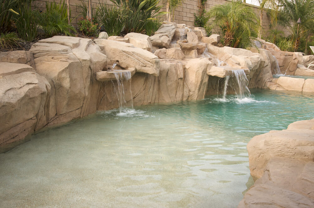 Waterfall cleaning and maintenance for Ross Barnett Reservoir properties